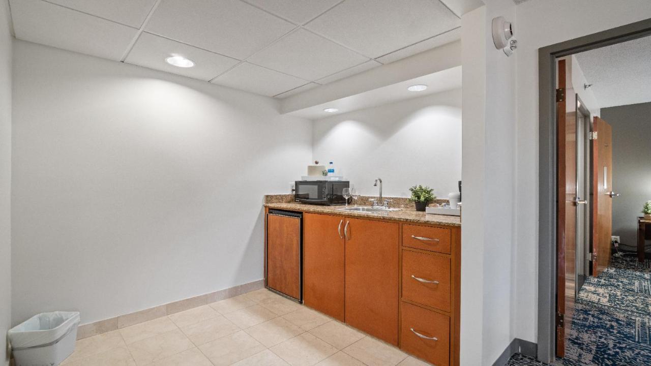 315 Loso Hotel Airport Charlotte Luaran gambar